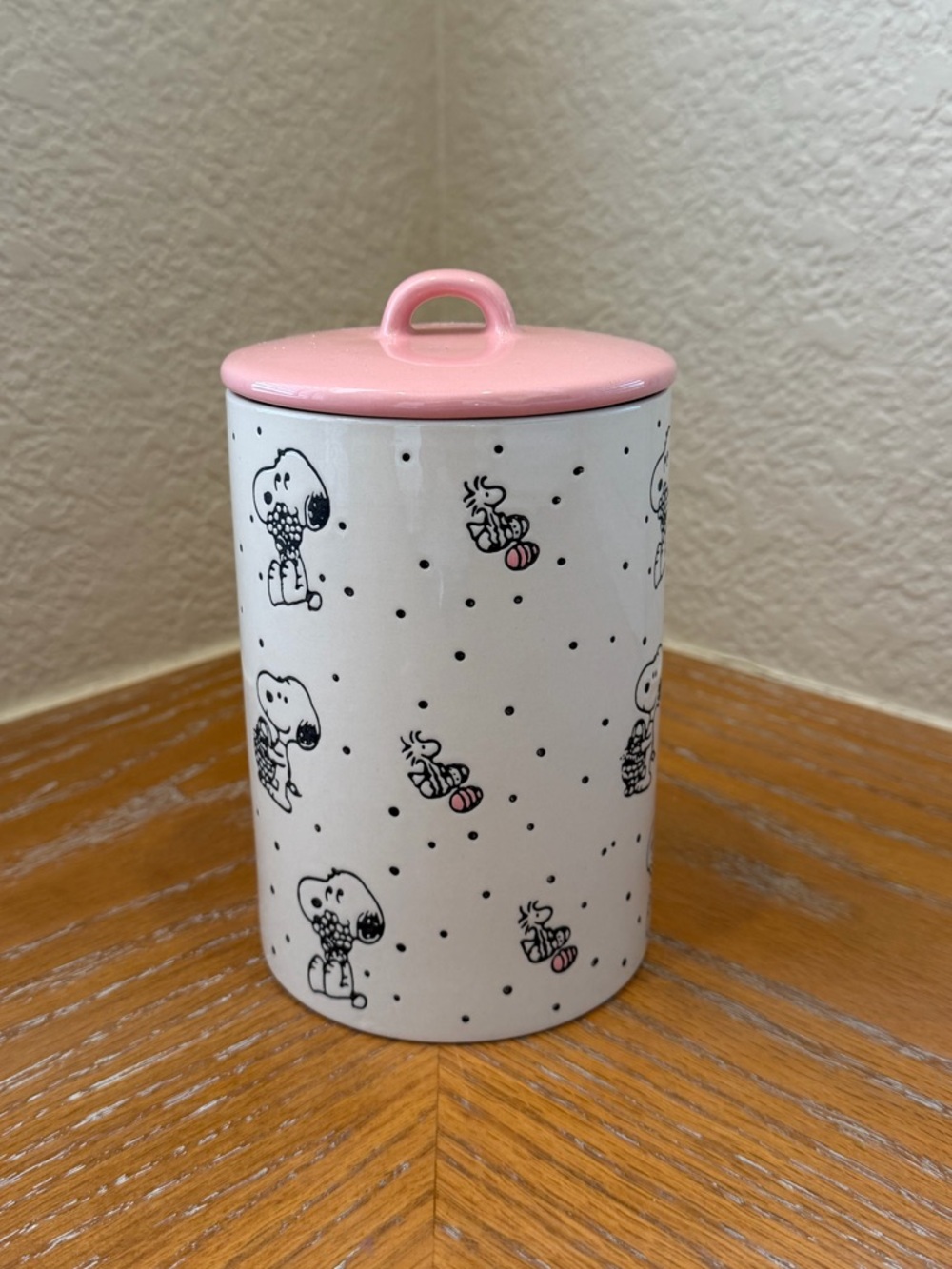 Peanuts Snoopy Woodstock Easter Egg Ceramic Canister with Pink Lid